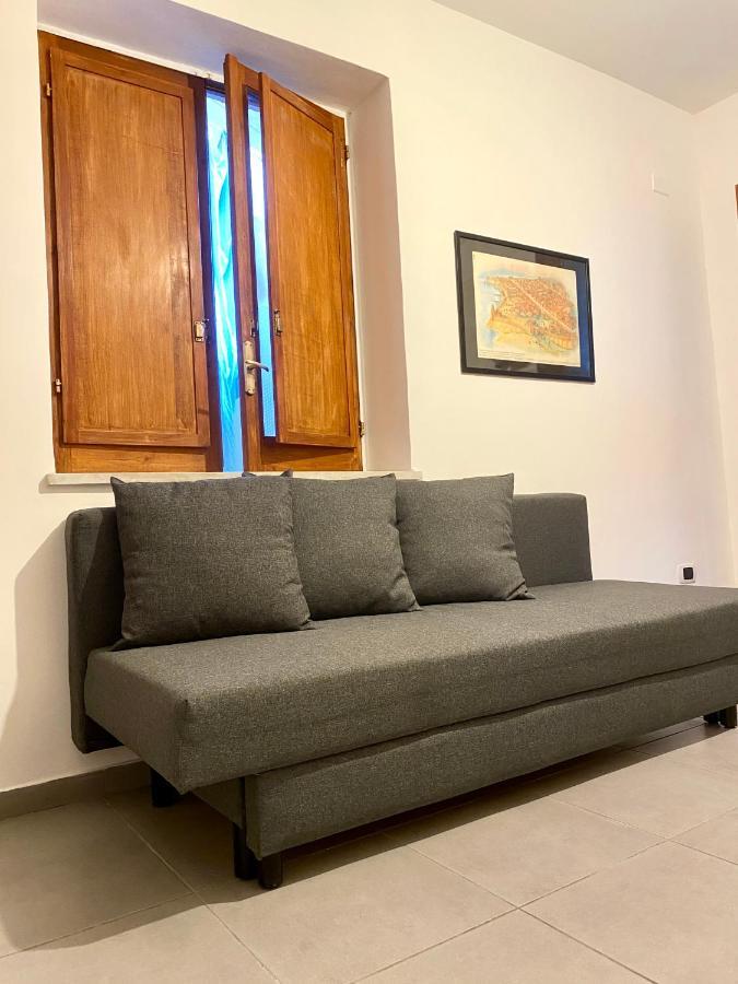 Casa Con Terrazzo In Centro Apartment Napoli Bagian luar foto